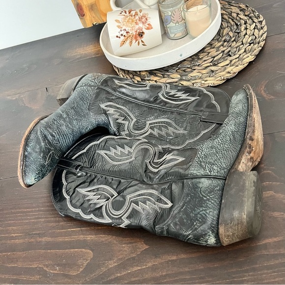 Tony Lama Cowboy Boot 9.5 B Black Shrunken Bull Shoulder USA 6252 Blue Gray - Picture 8 of 9